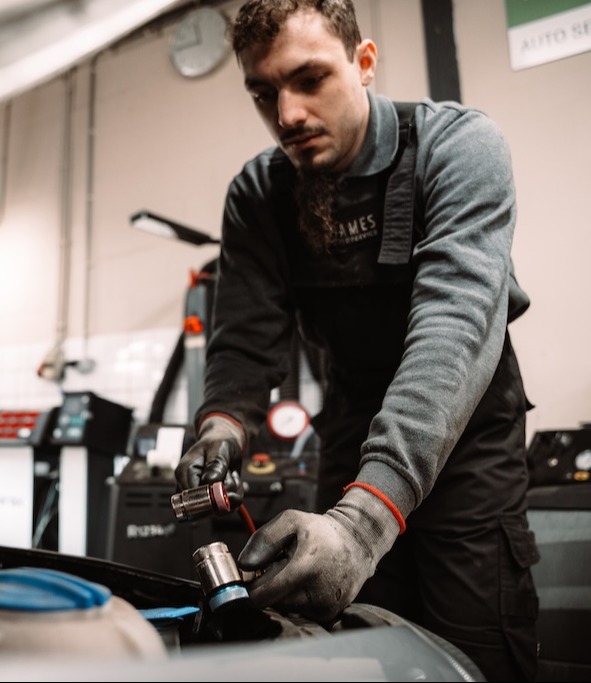 Subpage Listing Image Airco service | JAMES Autoservice Tilburg
