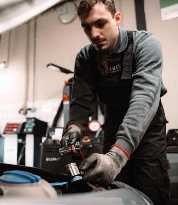 Subpage Listing Image Airco service | JAMES Autoservice Tilburg