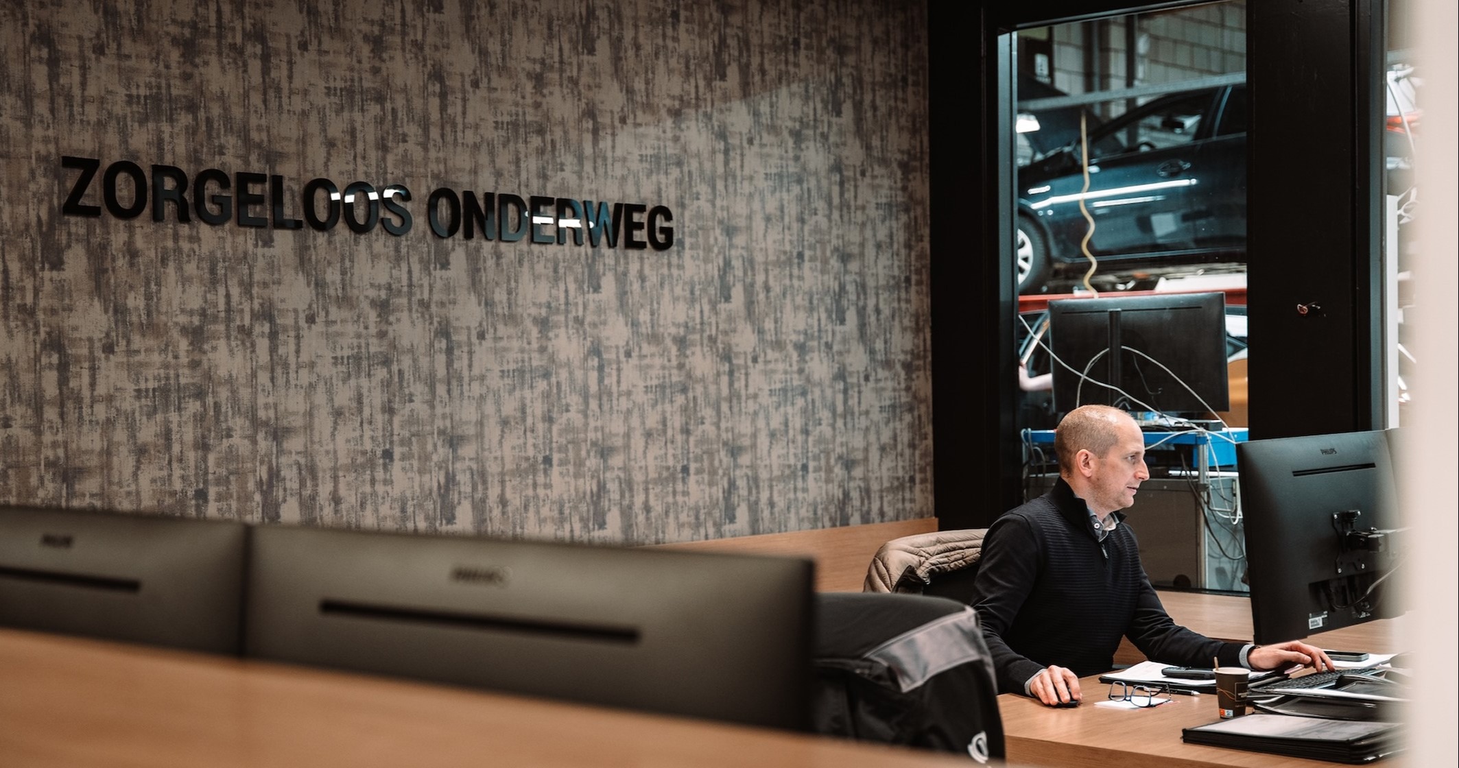  About Image  Over ons | JAMES Autoservice Tilburg